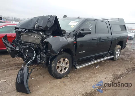 2022 Ram 2500 Big Horn 4X4 6'4 Box z USA, uszkodzony, nr VIN 3C6UR5DJXNG209957